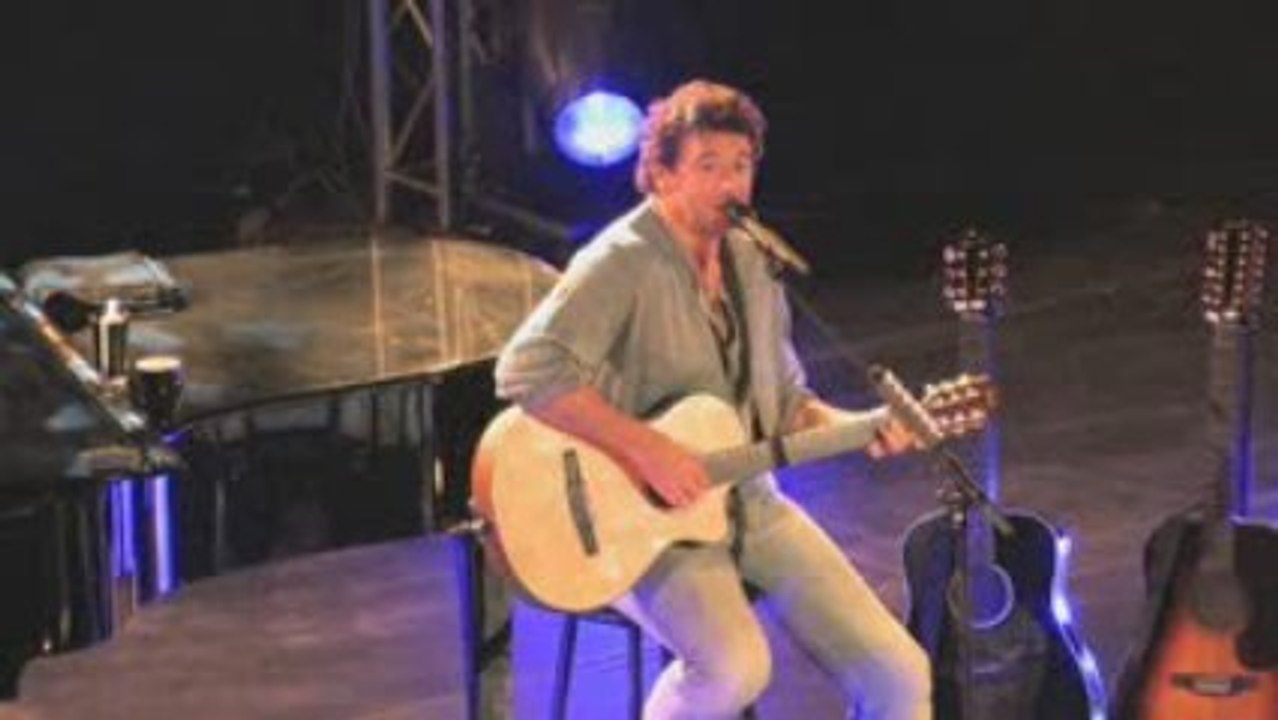 Patrick Bruel fait le grand plein à Ramatuelle