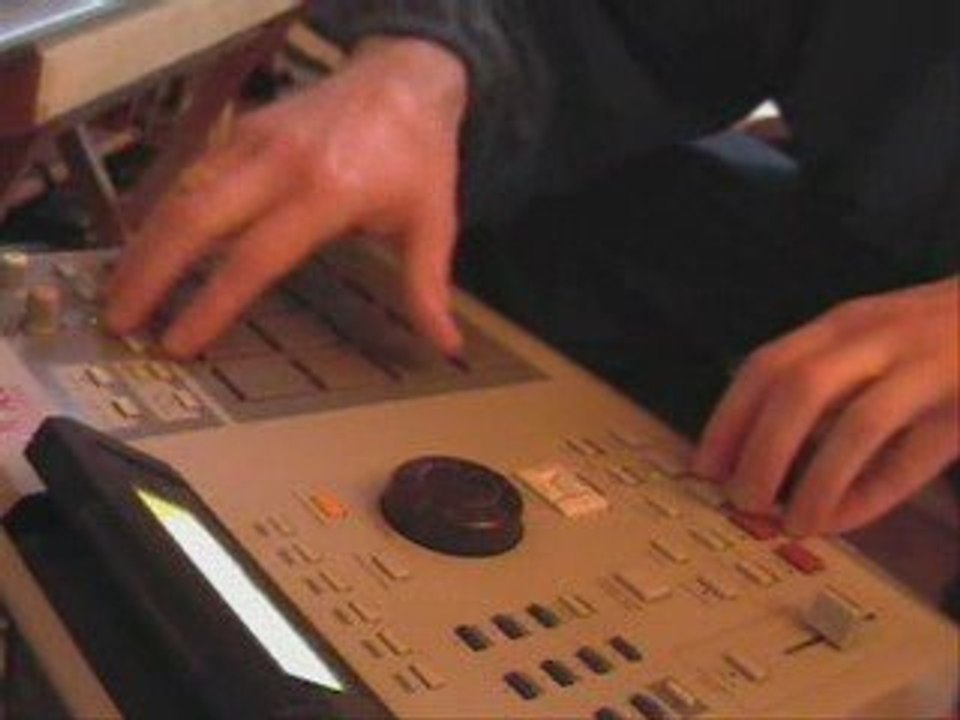 J.Bee prod Making Beat "oh men"