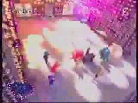 David Guetta and Chris Willis - Love Is Gone (LIVE)