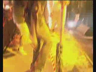 Berlin gives Usain Bolt Original Piece of Berlin Wall