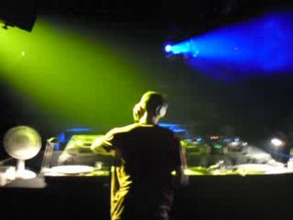 Jeff Mills @ D! club Lausanne 21.08.2009 (part2)