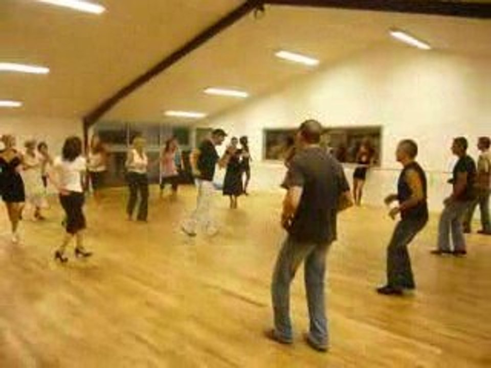 SHINES BATTLE NIVEAU INTERMEDIAIRE