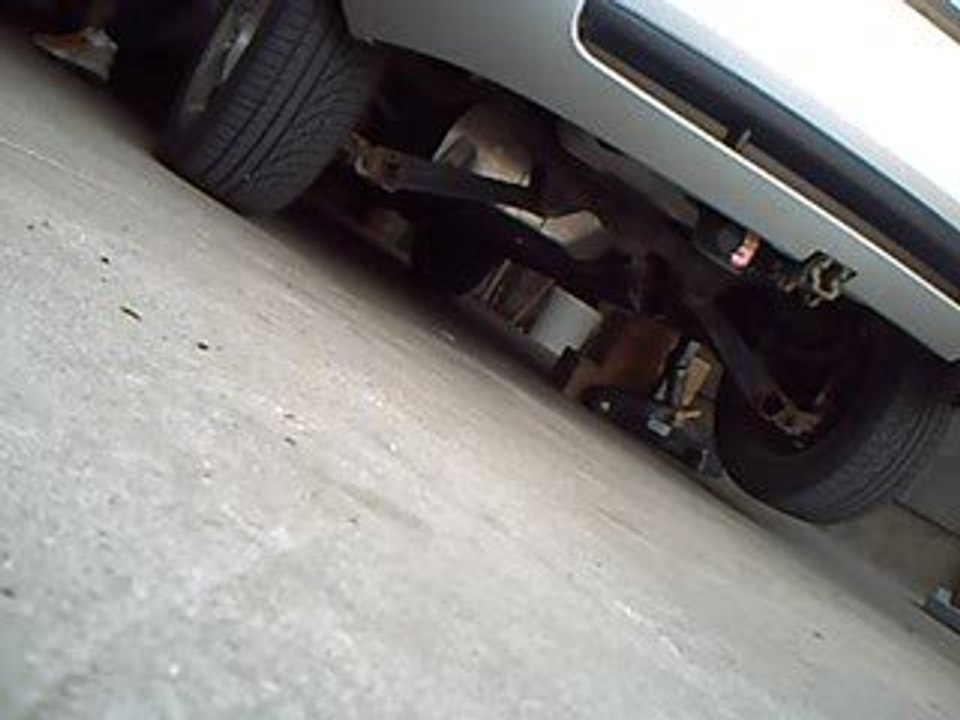 celica sans échappement