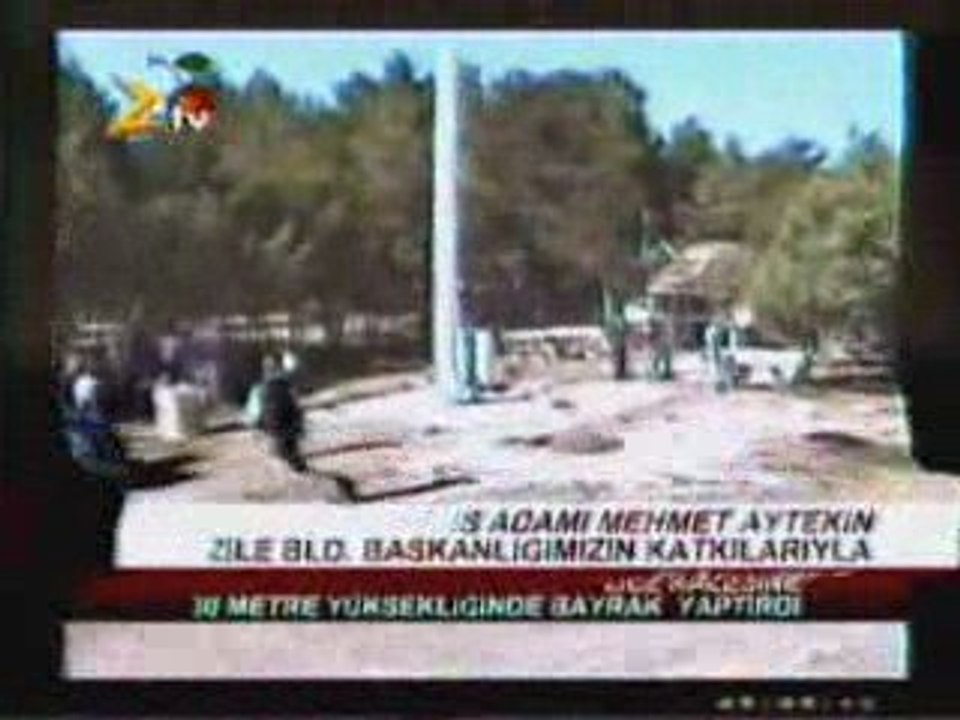zileye hediye edilen bayrak ve gönderi www.zileweb.com