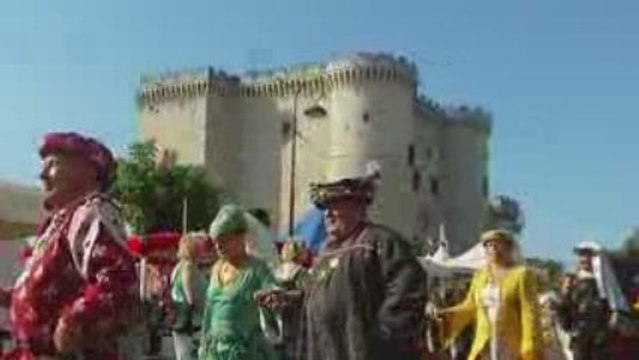 Médiévales de Tarascon - Défilé Danse de Cour