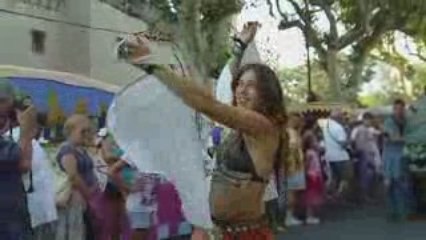 La Tarasque au Médiévales de Tarascon 2009 - défilé