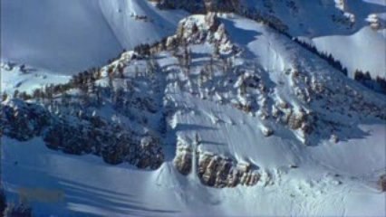 Behind The Line – Episode 12- Lynsey Dyer Smart Bastard