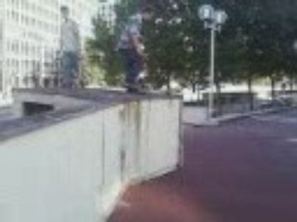 moi et kevin saute un gros blok a st sever