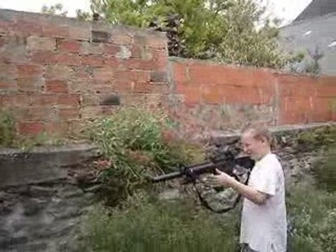 replique d'airsoft automatique