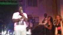 T-Pain & His Live Band Perform 