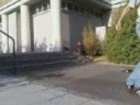 moi,mon pti frere et mon cousin sur 3 marche a garibaldi