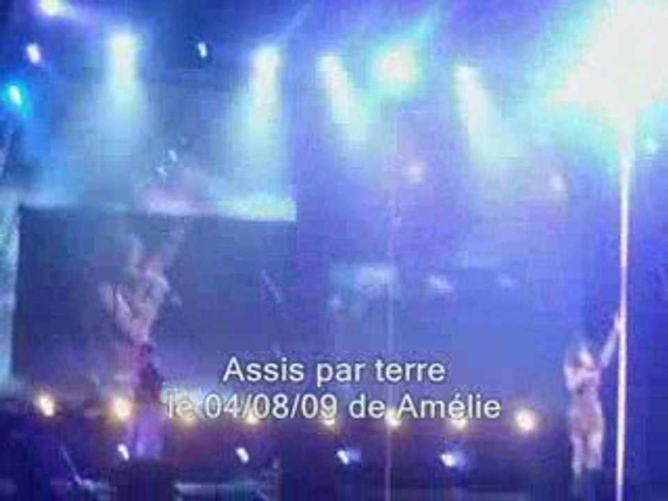 Assis par terre de Louisy joseph à barcares