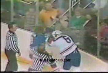 Bob Nystrom vs Jim Schoenfeld ISLANDERS vs SABRES ROUND 2