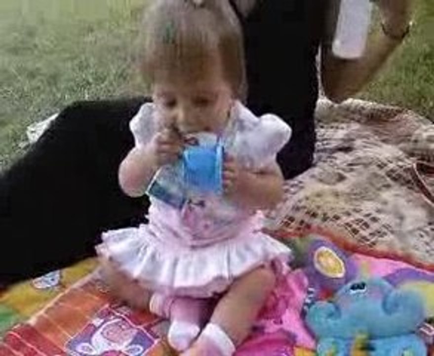 Liana, papa et mama au parc