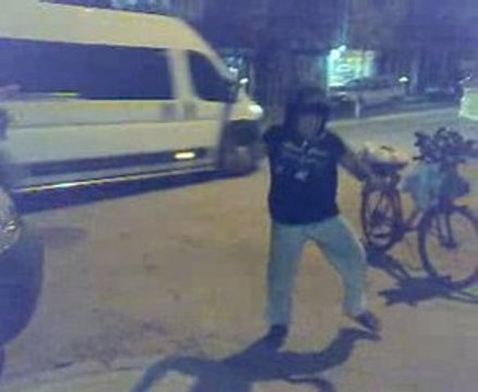 Bruce Lee ,Jackie Chan, Van Damme, Jet Li Değil Üstat Apo :)