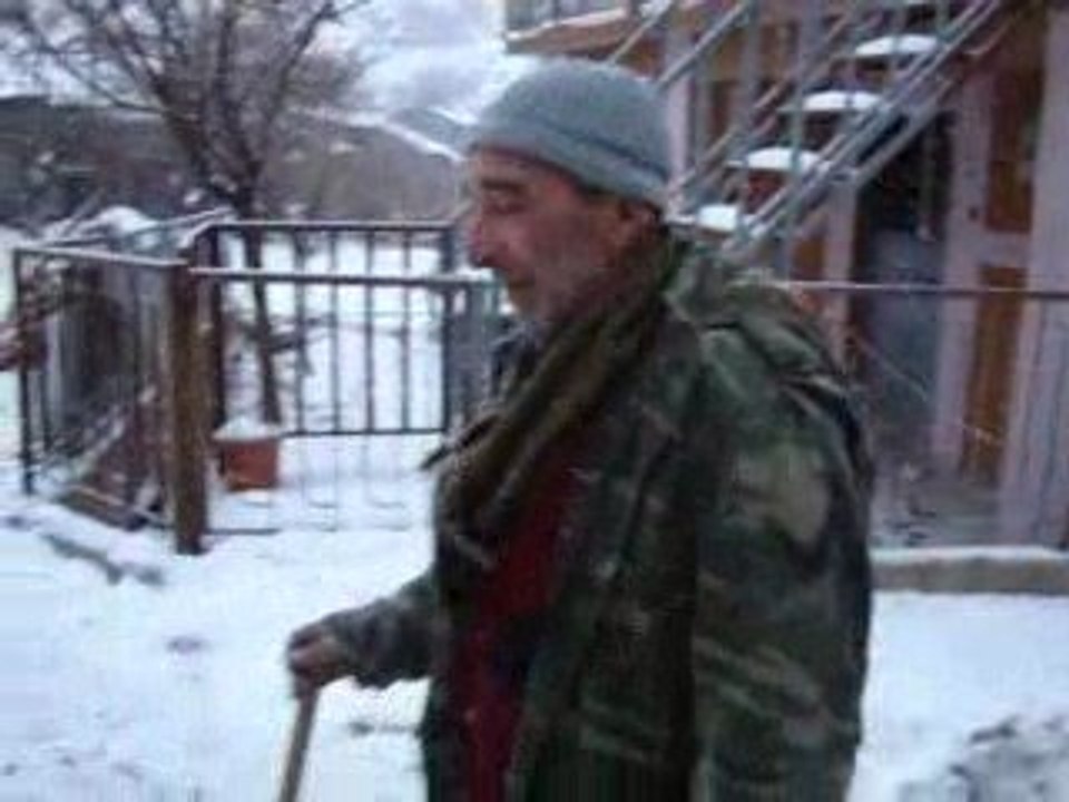 BAŞBAĞLAR KÖYÜ MUHTARI ALİ AKARPINAR VİDEOLARI 3