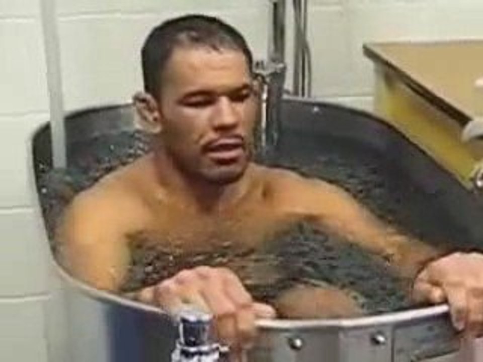 ufc 102 training Minotauro vs anderson silva