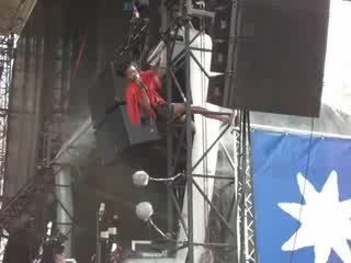 Noisettes @ Rock en Seine 2009 (Amazing)