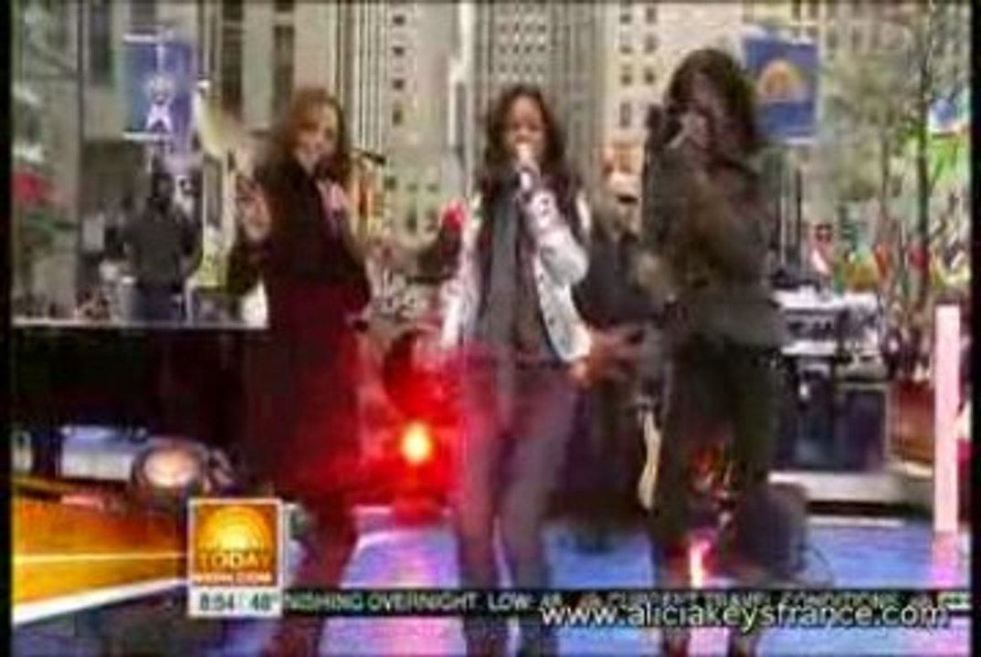 Alicia Keys - Teenage Love Affair (Live Today Show 21.04.08)