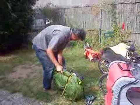 Record du monde homologable de lancer de tente quechua 2