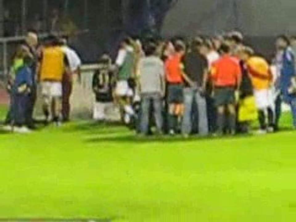 JPC attend l'arbitre
