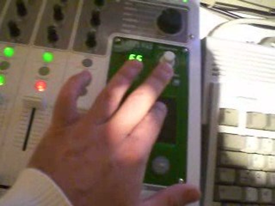 KAOSS Pad - dubstep de l'indien