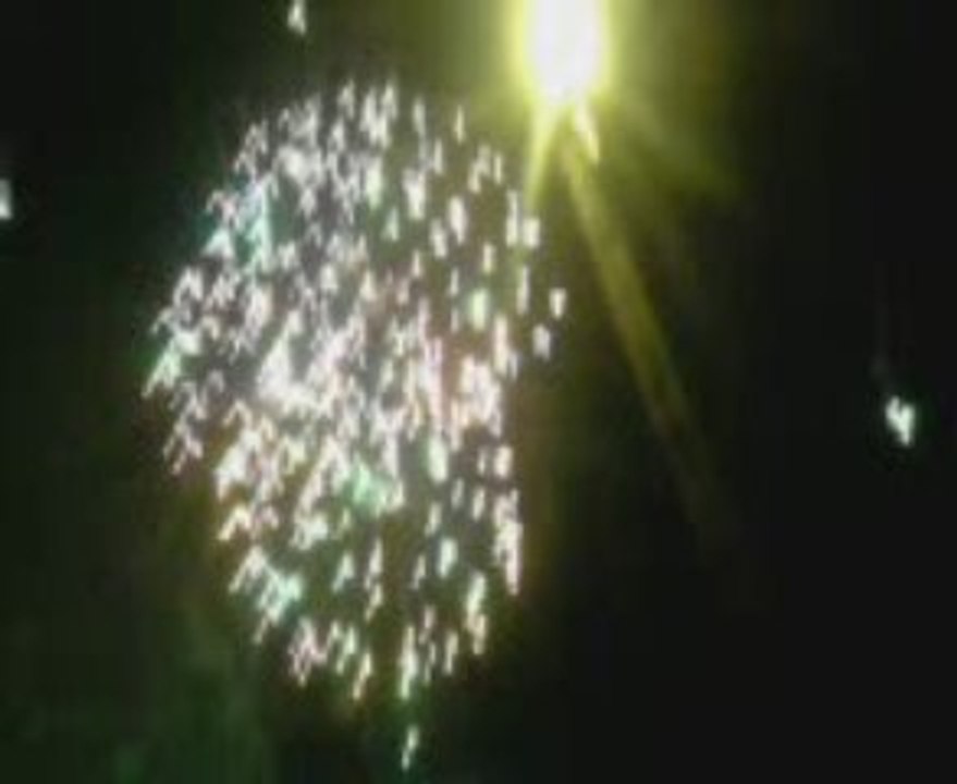 Feu d'artifice de la féria à Gilly