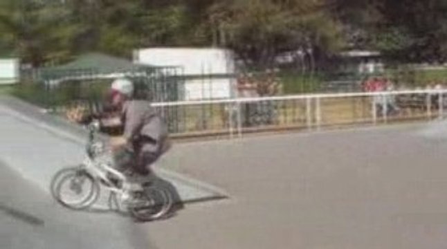 CONTEST AMICAL BMX ROLLER SKATE à NANGIS part1