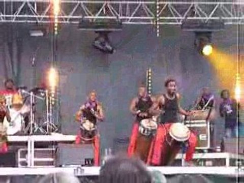 Pruneau Show 2009, les tambours de Brazza 2