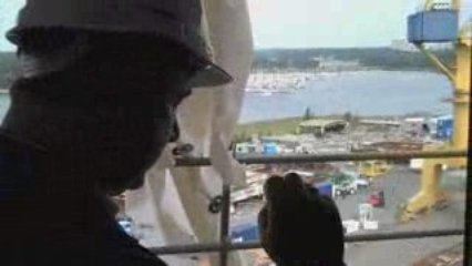 Oasis of the Seas: AquaTheater Suites