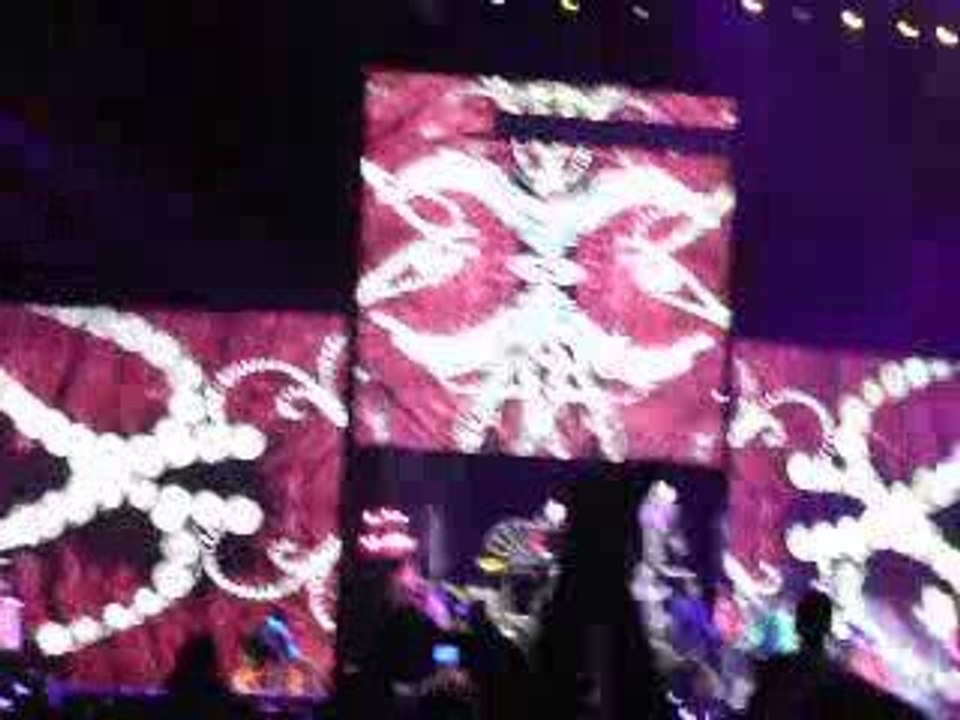 Madonna 29.08.2009 La Isla Bonita pt 1