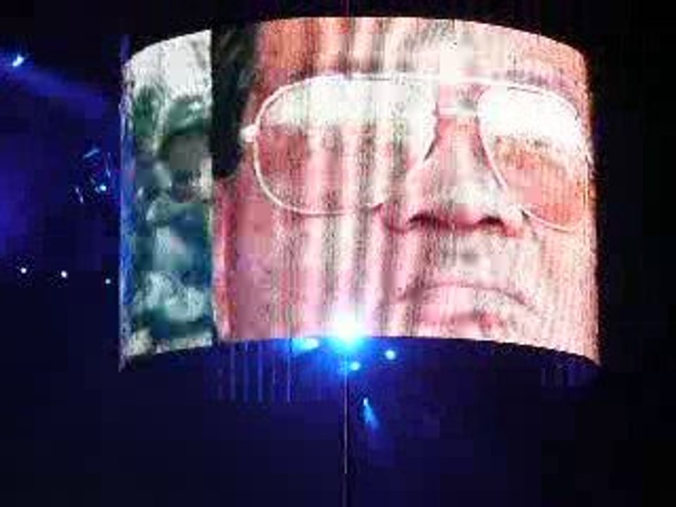 Madonna 29.08.2009-You must love me, Get Stupid,4 mins