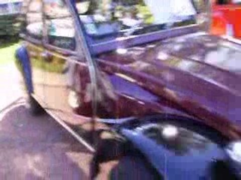 autos vh citroen 2cv savigneux 42 2009