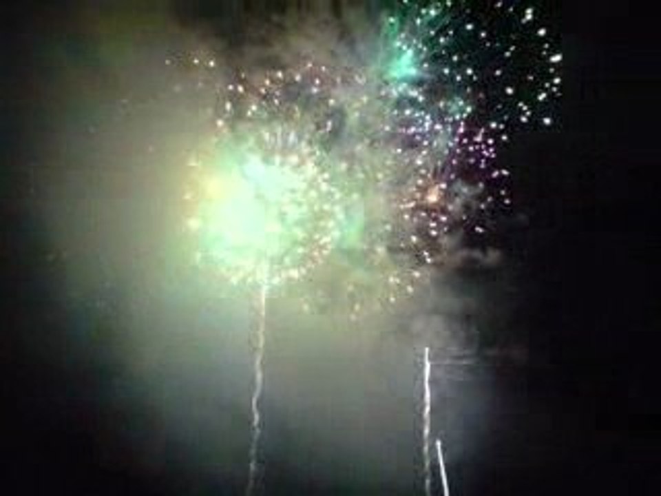 feu d'artifice sur le lac du 14 aout 2009 part 2