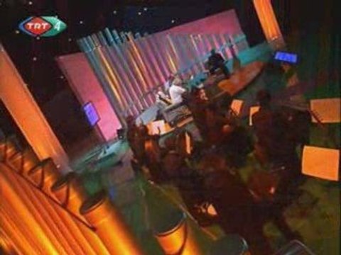 ERKAN OĞUR MECNUNUM LEYLAMI GÖRDÜM