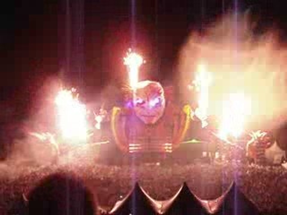 Evil Activities (Q-Dance) @ Mysteryland 2009 (N°4)