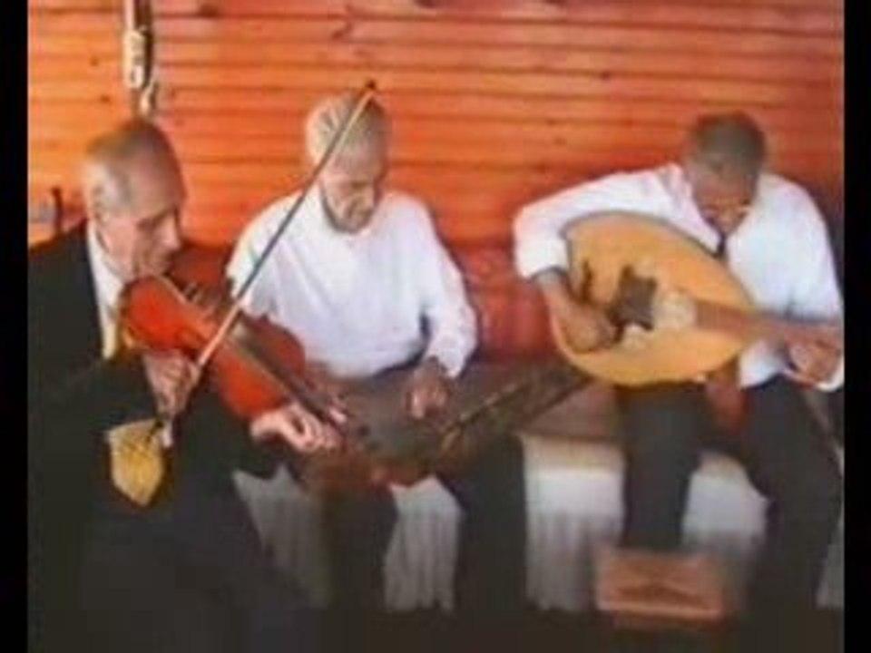 Bu Akşam Bütün Meyhanelerini Dolaştım İstanbulun