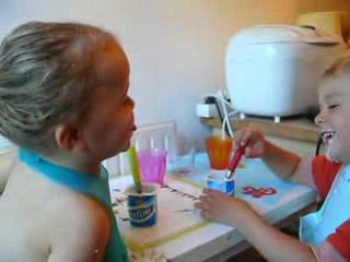 Cracheurs de yaourts