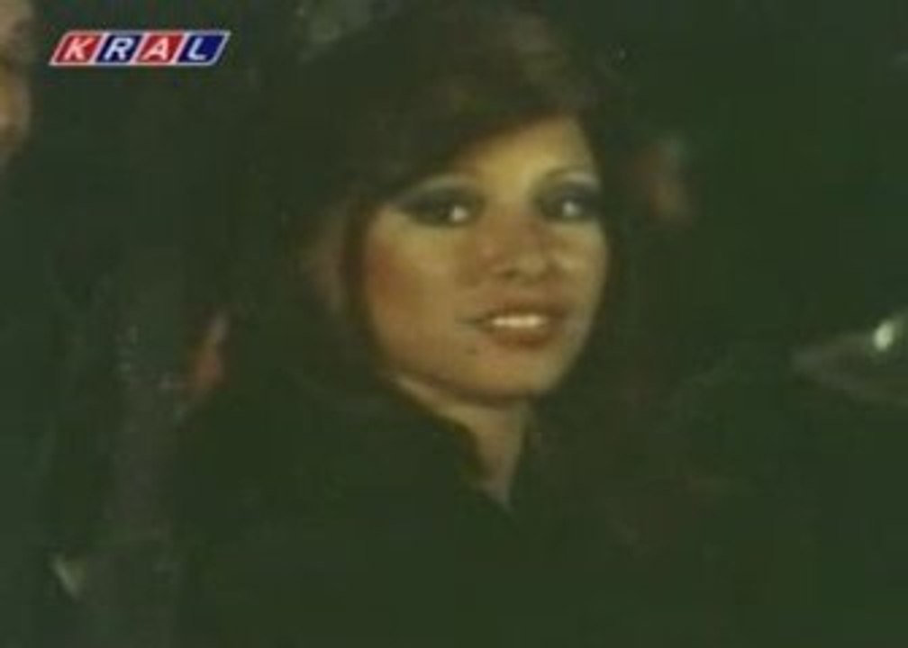 taht kurmuşsun kalbime