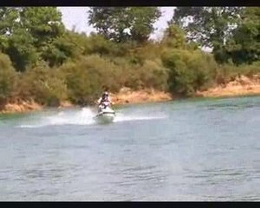 1er essais Jet Ski pour Théo et Jonas