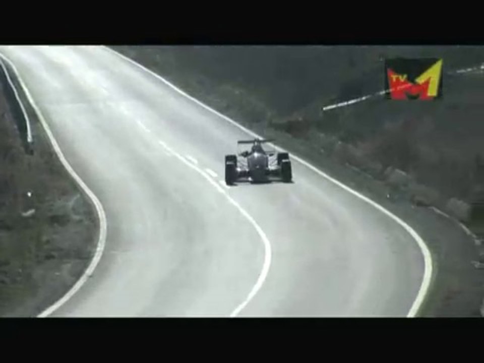 Formula F3 ne Mitrovice - vozites Nexhat Qubreli (besfort.tv)