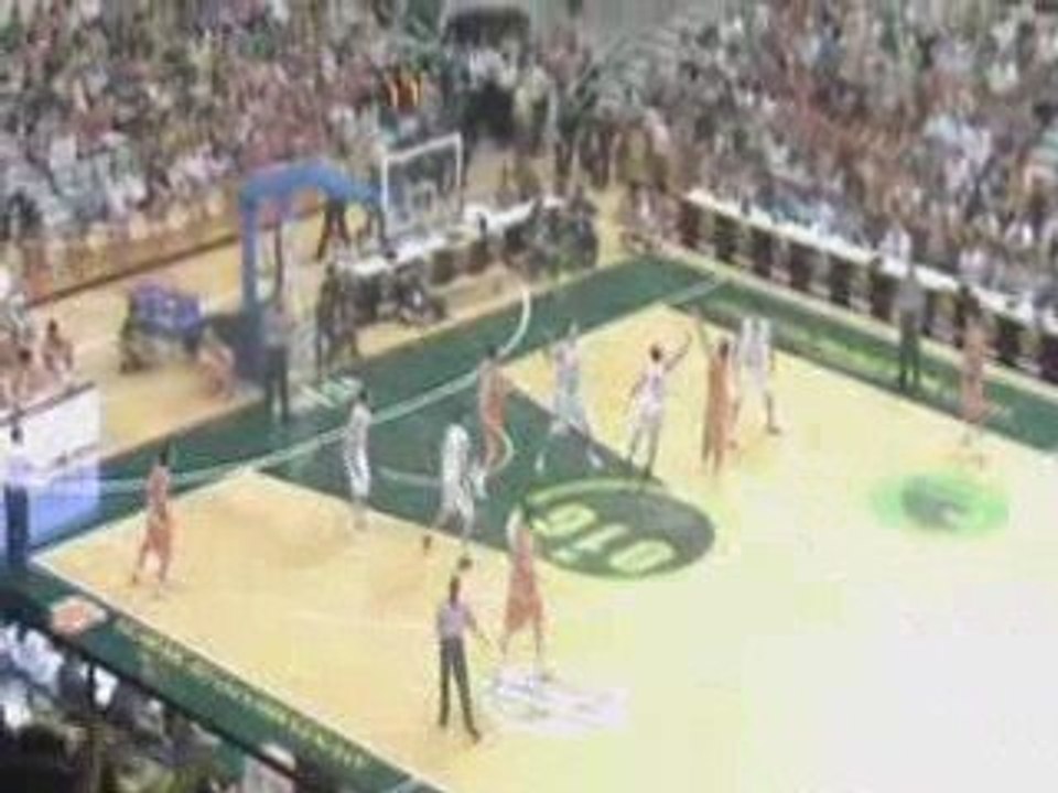 SELECCION ESPAÑOLA DE BALONCESTO DE PAU GASOL CON HONORATO