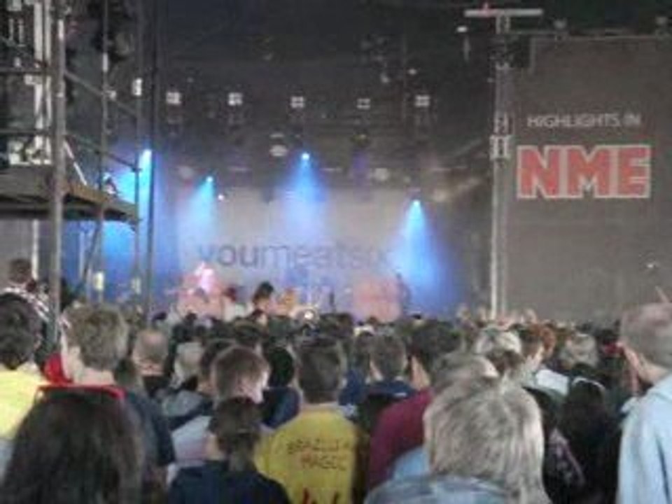 You Me At Six - Kiss And Tell  Reading 2009
