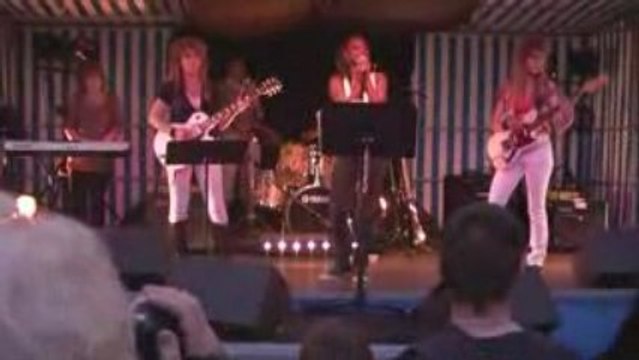 BOYS DON'T CRY-MUSIQUE 2009-MONTCEAU-les-MINES-STARTIN'ROCK