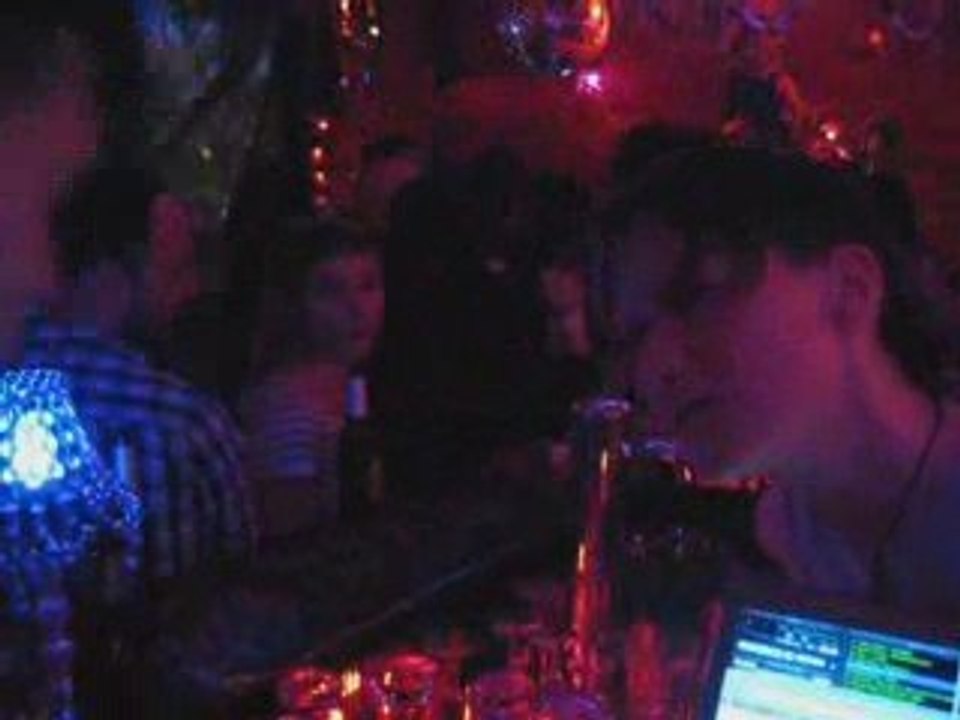 Roses Bar Berlin, 09.08.2009 video Dailymotion