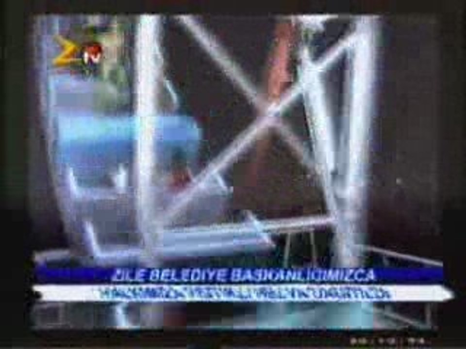 zile belediyesi fıstıklı helva dağıttı www.zileweb.com