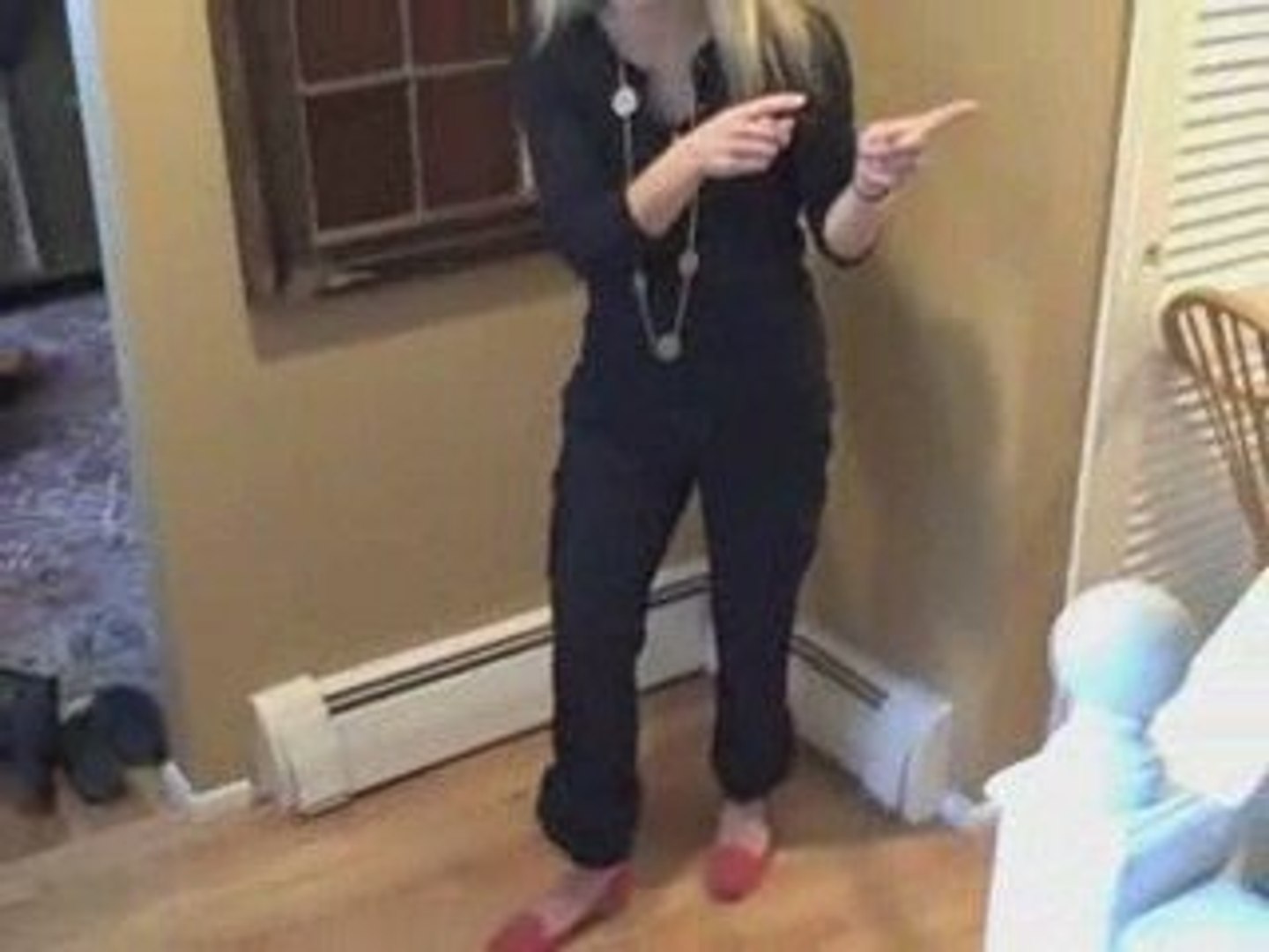 How to wear the monochromatic style