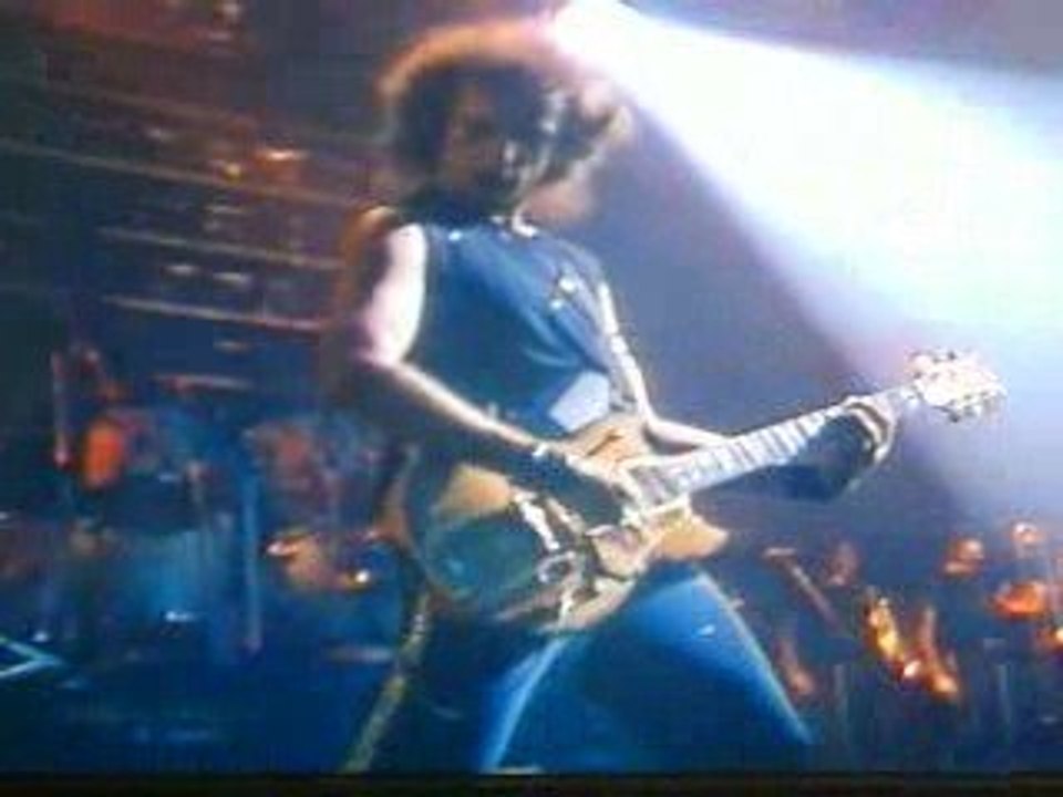 johnny hallyday l amour violent (zenith 1984)