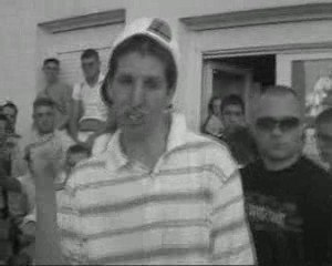 9 MILLIMETRES PRESENT SA RUE EN FREESTYLE