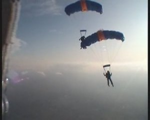 Example de saut en voile contact à 2